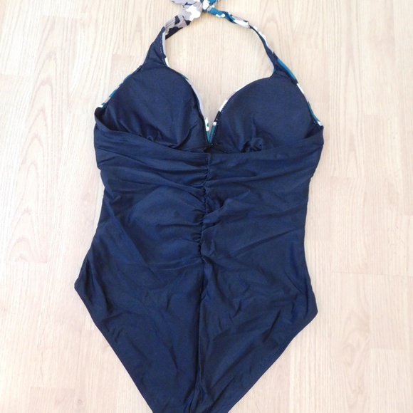 Women's Camo One Piece SwimSuit L-XXL-XXXL New - Picture 3 of 4